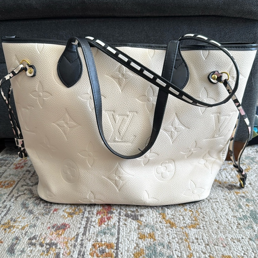 NWOT Louis Vuitton look alike bag